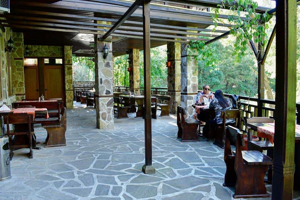 Семеен Хотел Ажур Kotel Ngoại thất bức ảnh